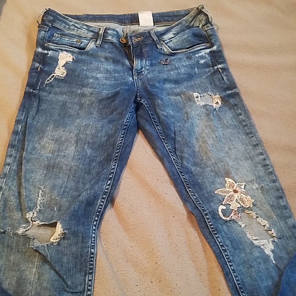 Custom distressed H&M skinny jeans with decals